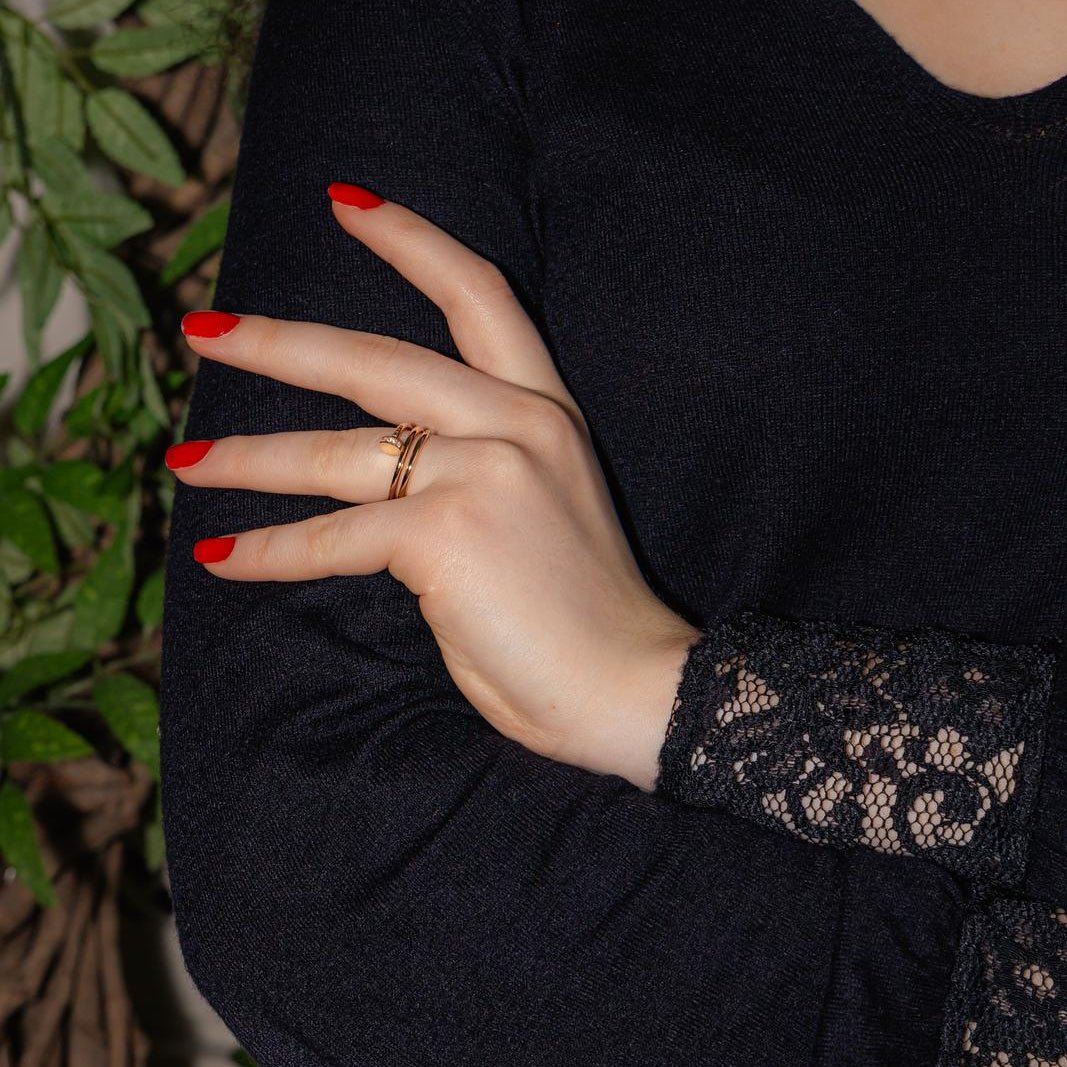 Bague Jonc CARTIER "Juste un clou" en or rose et diamants - Castafiore