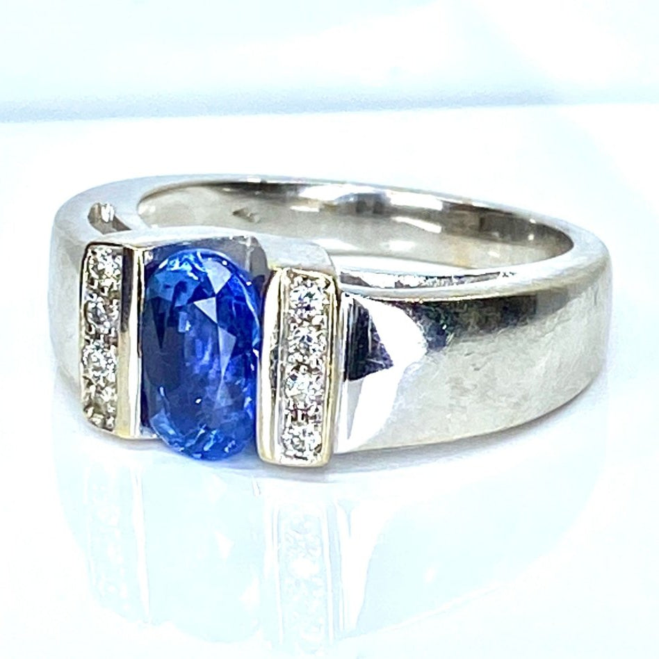 Bague jonc en or blanc 18 carats, saphir et diamants - Castafiore