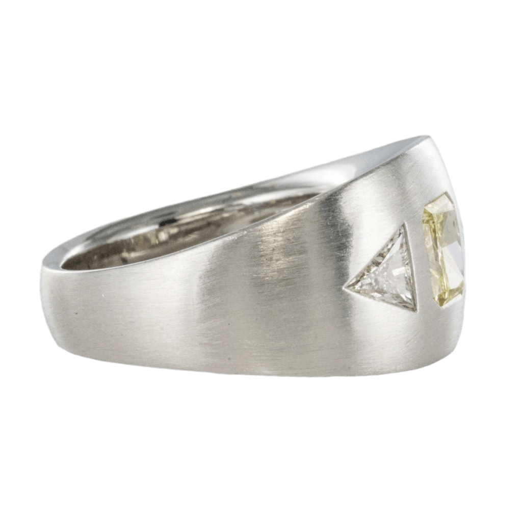 Bague Jonc en or blanc et diamants - Castafiore