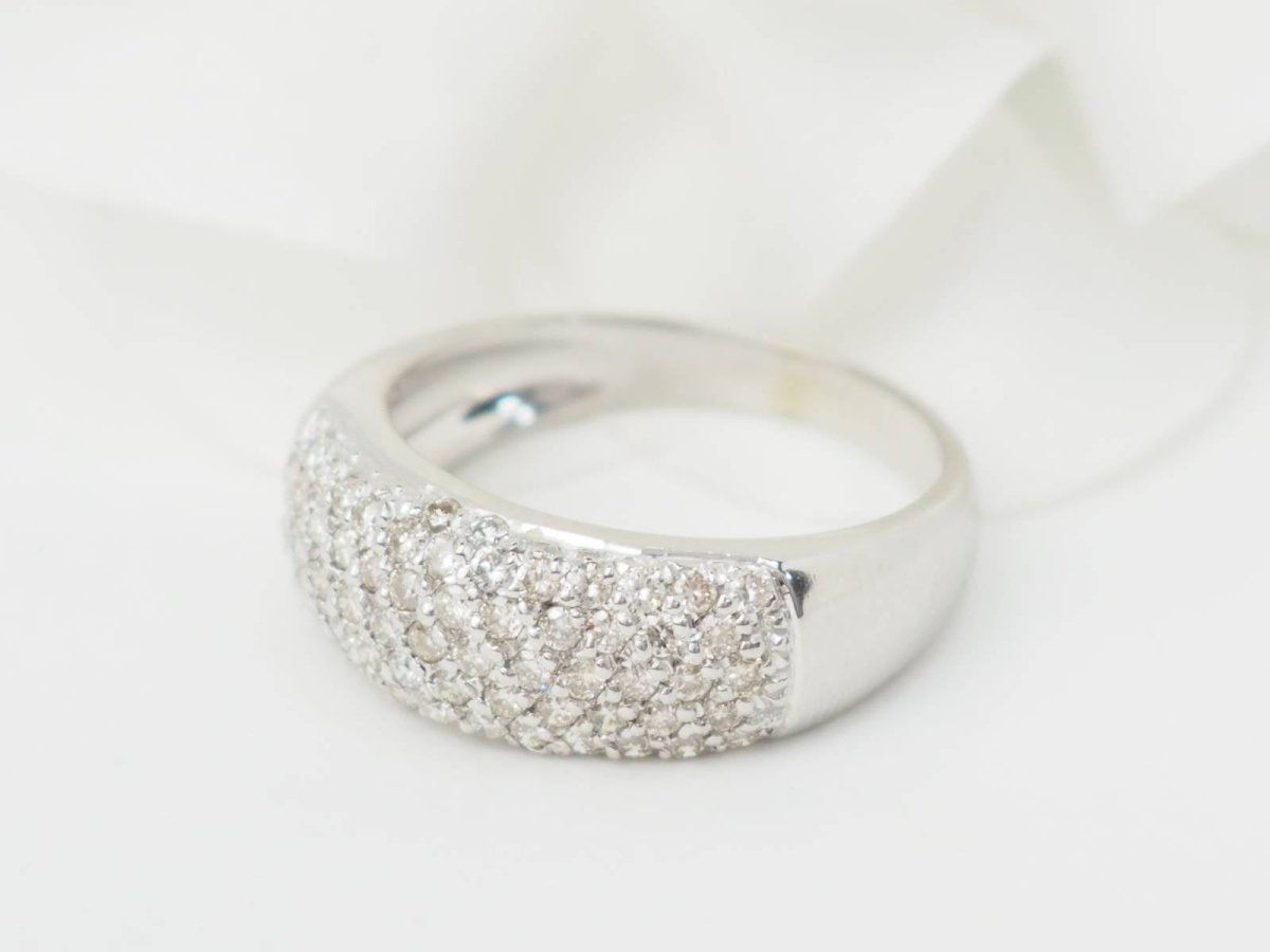 Bague jonc en or blanc et diamants - Castafiore