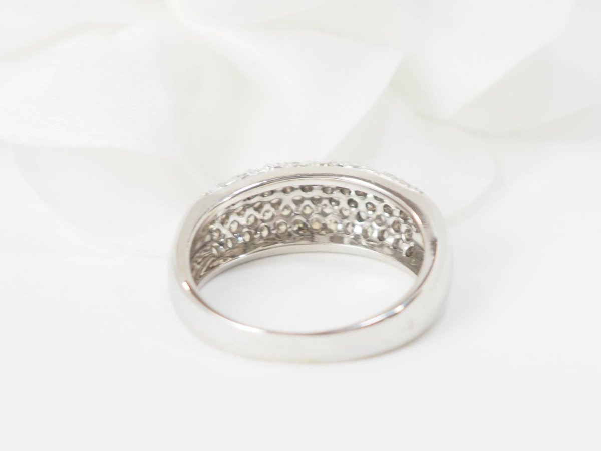 Bague jonc en or blanc et diamants - Castafiore