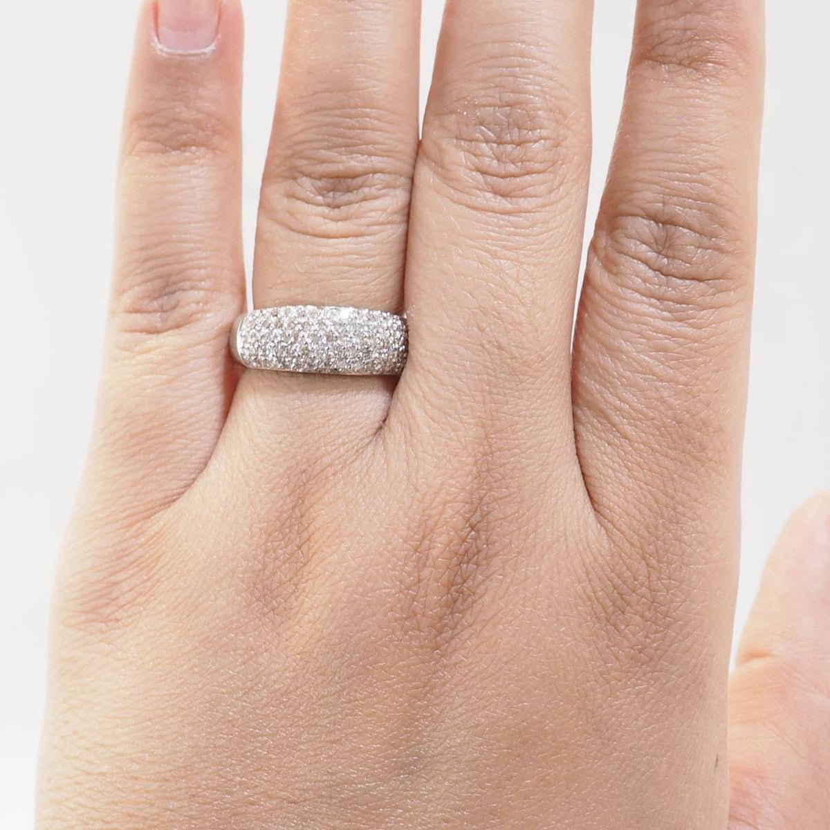 Bague Jonc en or blanc et diamants - Castafiore