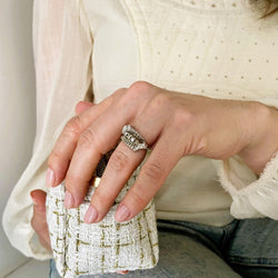 Bague Jonc en or blanc, platine et diamants - Castafiore