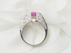 Bague jonc en or blanc, saphir rose et diamants - Castafiore