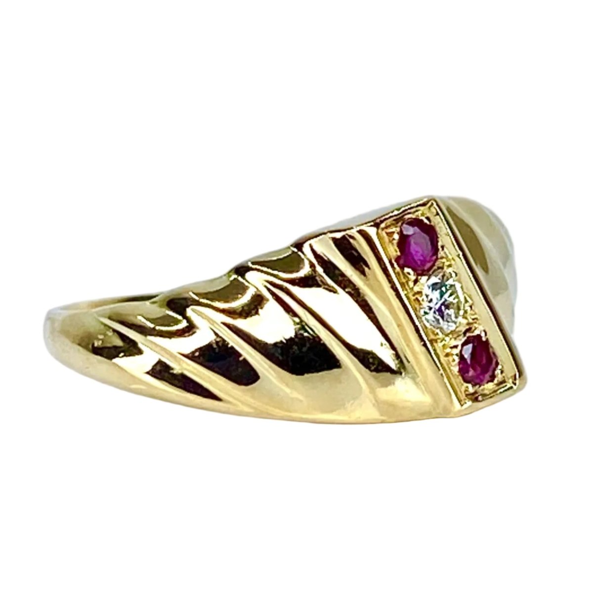 Bague Jonc en or jaune, diamants et rubis - Castafiore