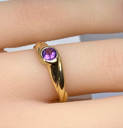 Bague Jonc en or jaune et améthyste - Castafiore