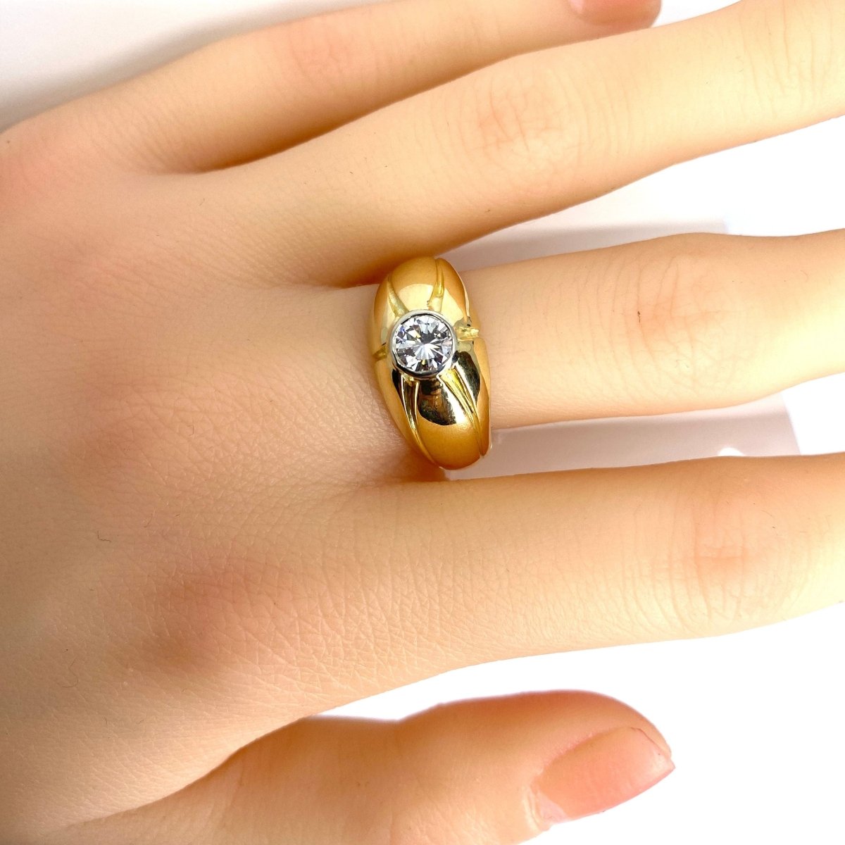 Bague Jonc en or jaune et diamant - Castafiore