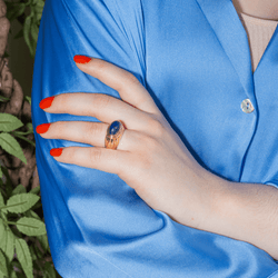 Bague Jonc en or jaune et lapis - lazuli - Castafiore