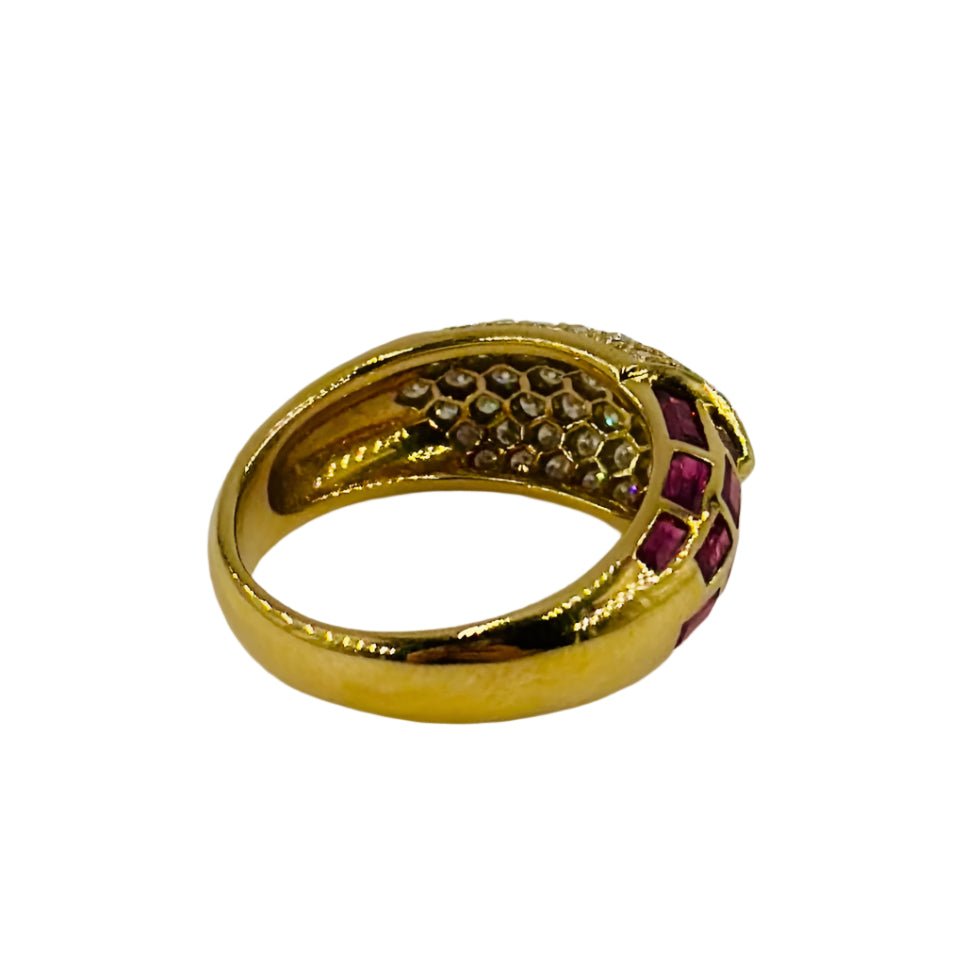 Bague Jonc en or jaune, rubis et diamants - Castafiore