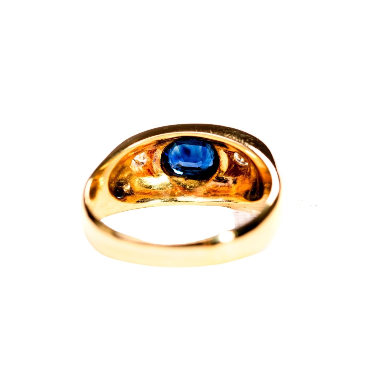 Bague Jonc en or jaune, saphir, et diamants - Castafiore
