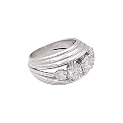 Bague Jonc en platine en diamants. - Castafiore