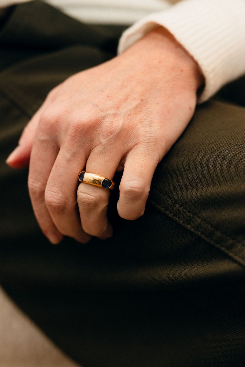 Bague Jonc FRED en or jaune et saphirs - Castafiore