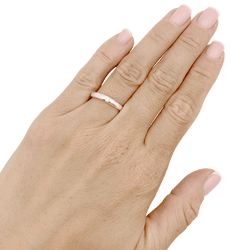 Bague Jonc HARRY WINSTON en platine et diamant - Castafiore