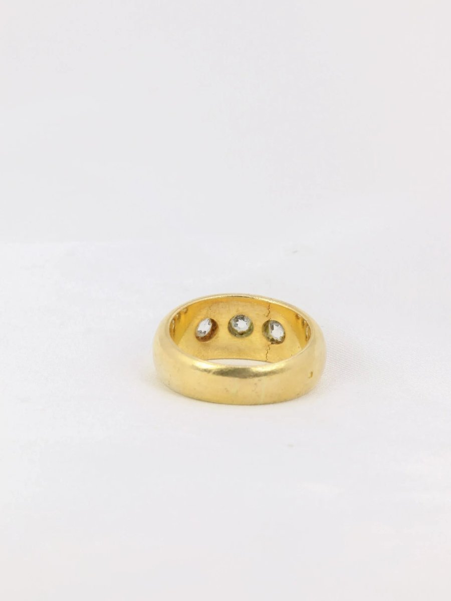 Bague jonc or diamants taille ancienne - Castafiore