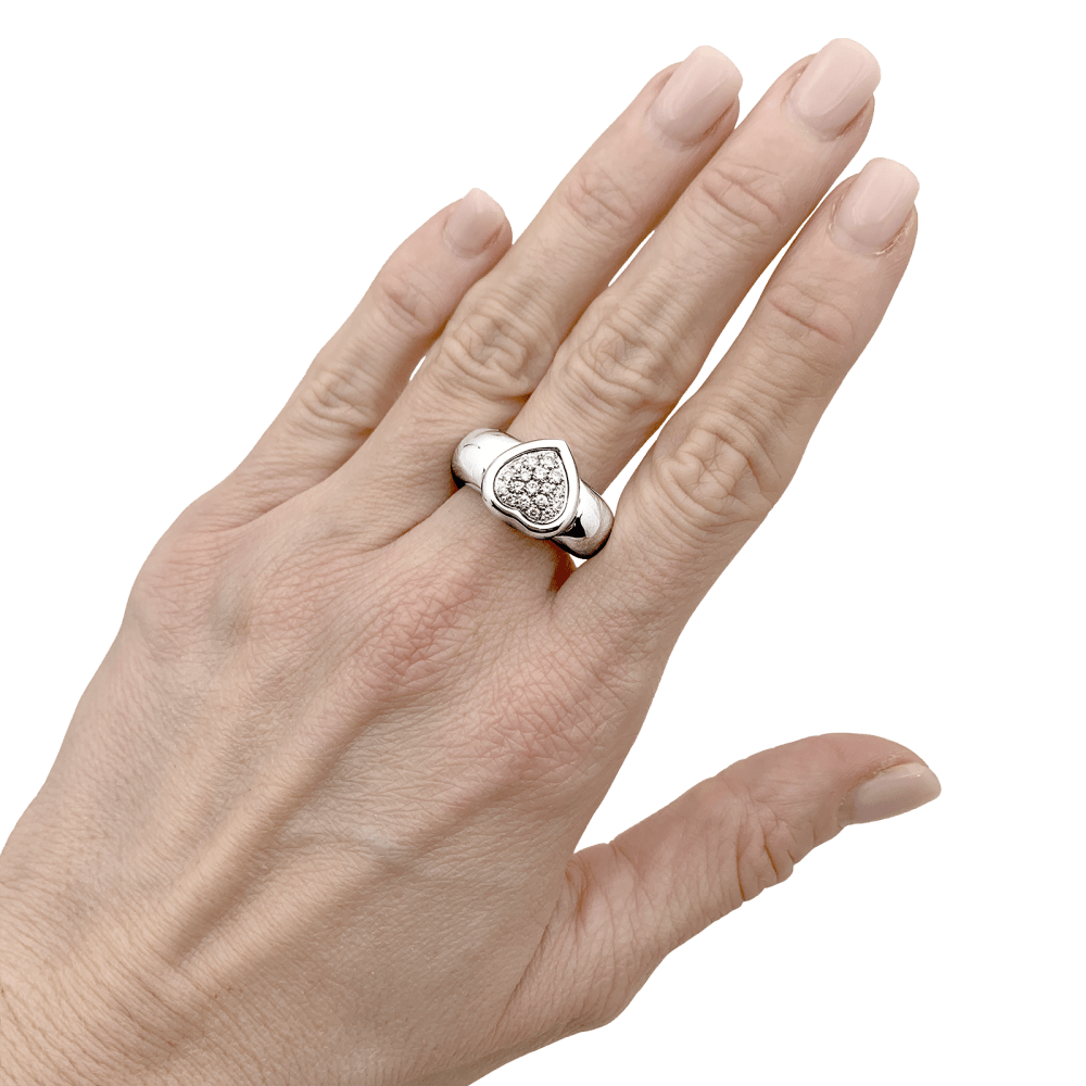 Ring Piaget, "Heart", white gold and diamonds.