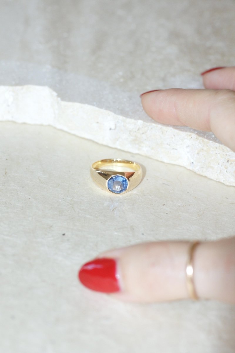 Bague Jonc Saphir de Ceylan 1,30 Cts sur Or Jaune - Castafiore