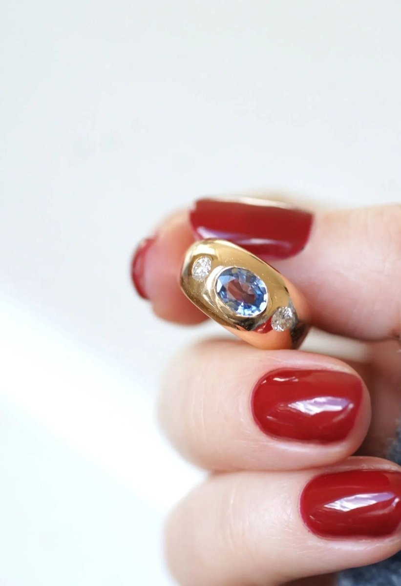 Bague jonc saphir de Ceylan et diamants - Castafiore