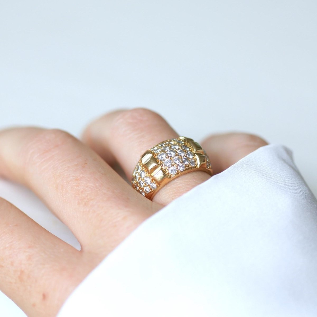 Bague Jonc VAN CLEEF & ARPELS en or jaune et diamants - Castafiore