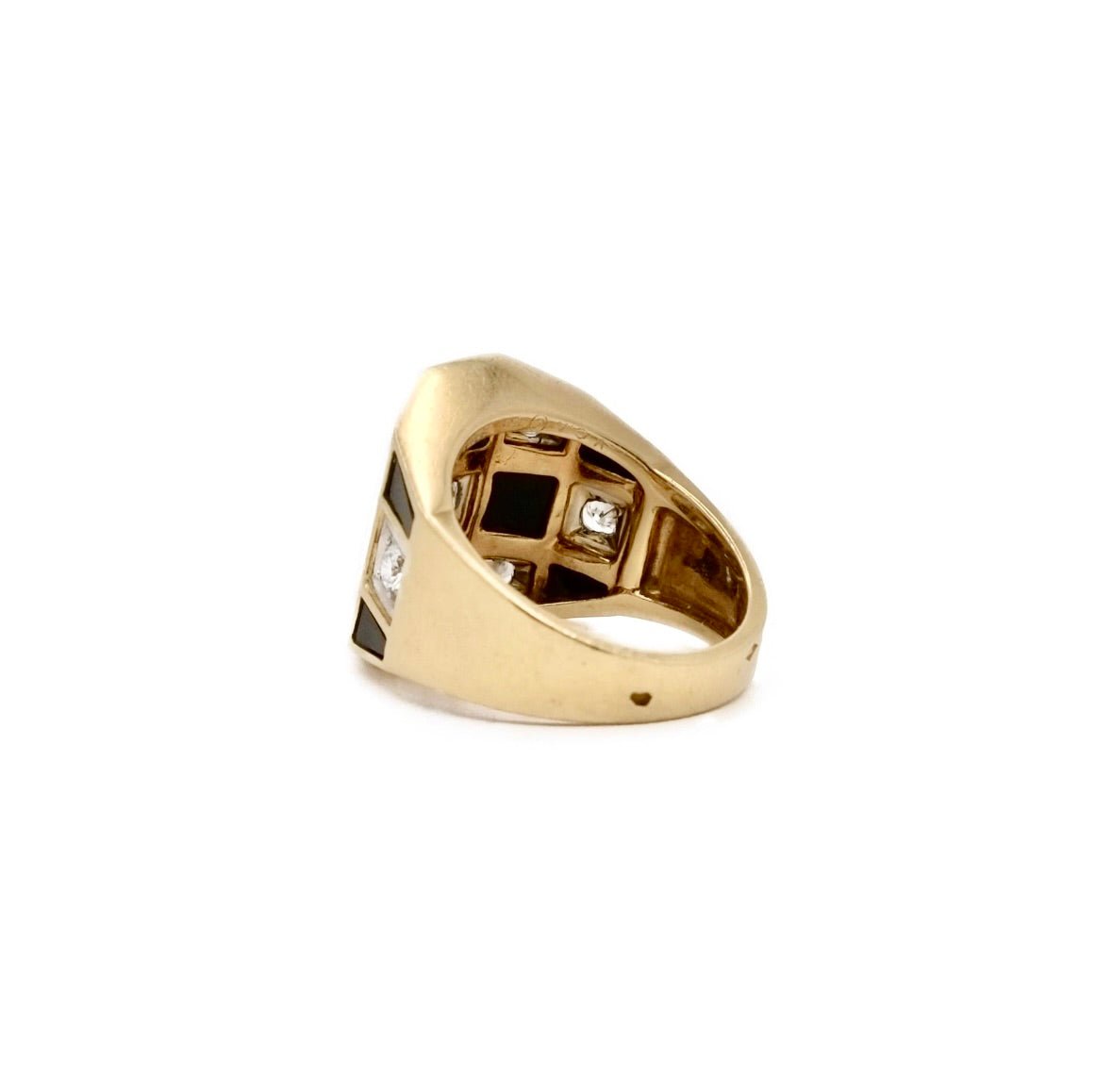 Bague Jonc VAN CLEEF & ARPELS. en or jaune, onyx et diamants - Castafiore