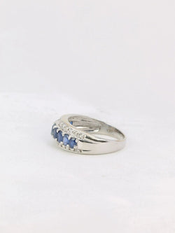 Bague jonc vintage or blanc diamants saphirs ovales - Castafiore