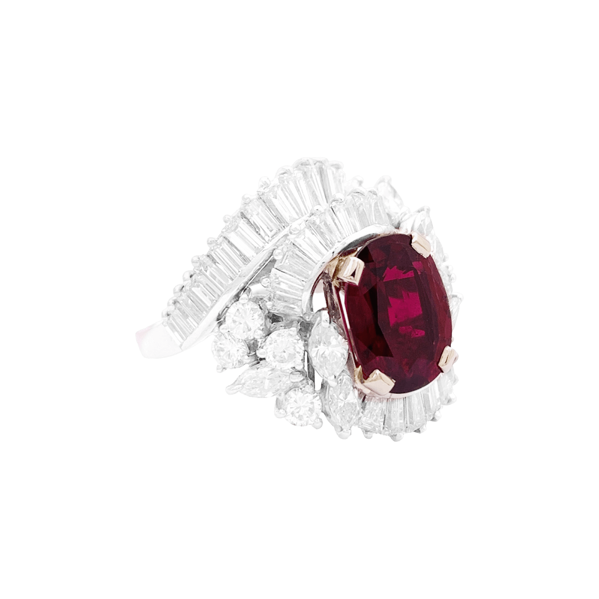 Bague jupe en patine, rubis et diamants - Castafiore