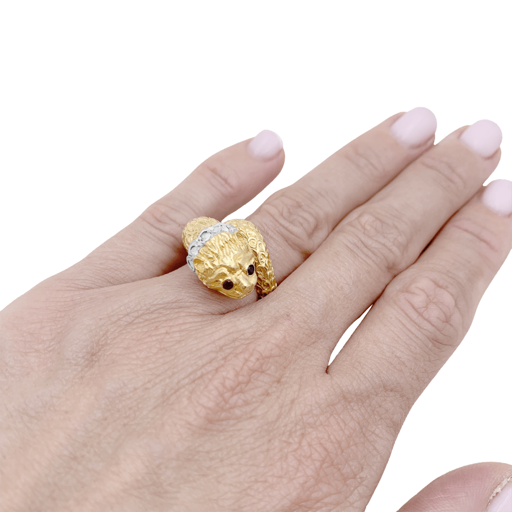 Bague LALAOUNIS "Animal Head" en or jaune, or blanc, rubis et diamants - Castafiore