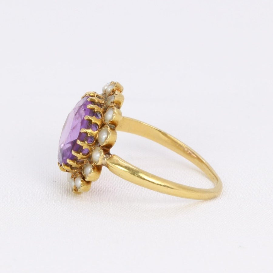Bague marguerite ancienne or jaune amethyste perles fines - Castafiore