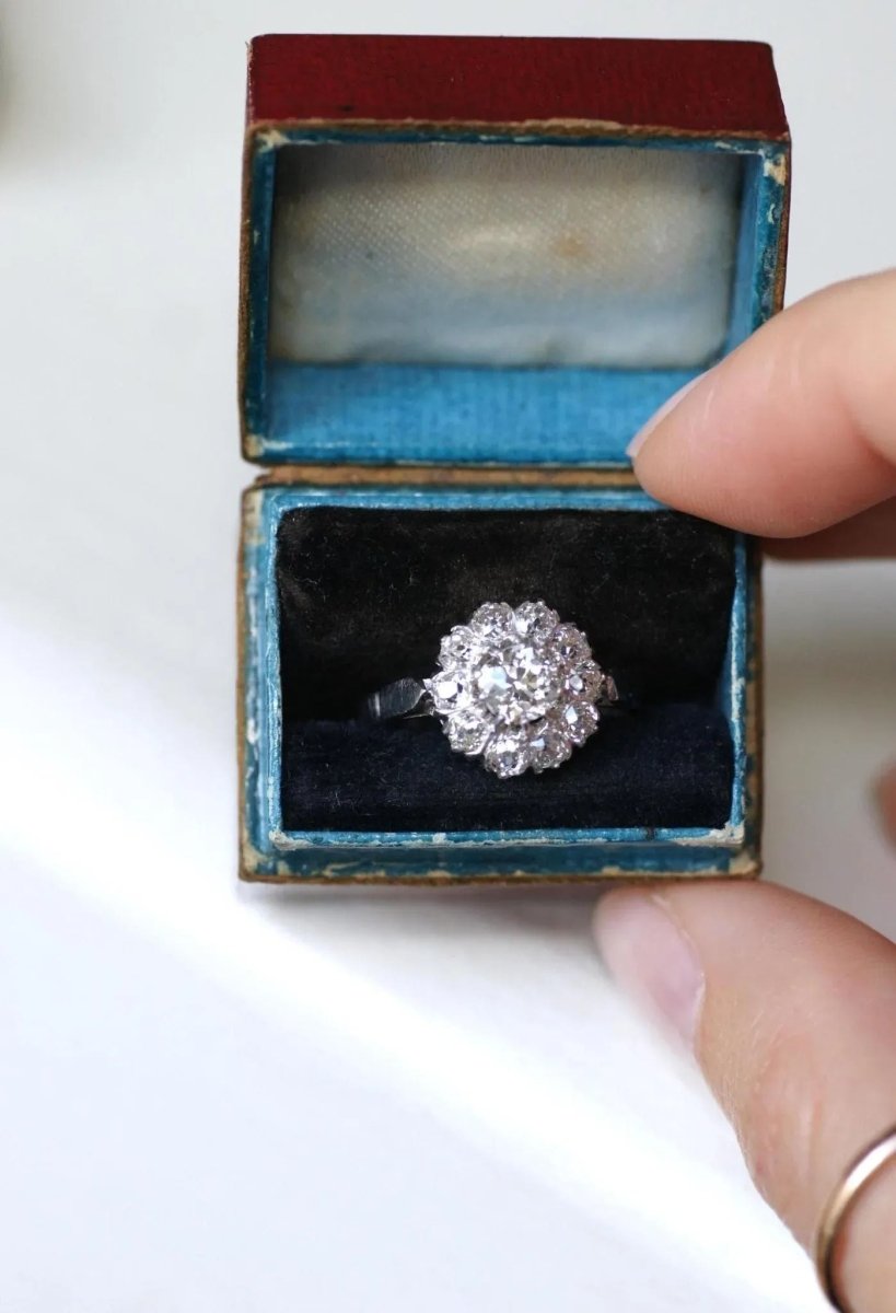 Bague Marguerite Diamants 1,60 Cts Art Deco - Castafiore