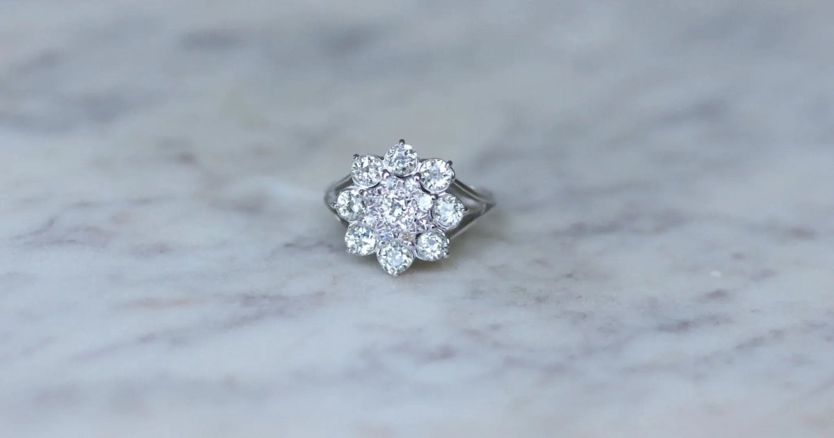 Bague Marguerite Diamants 2.10 Cts Or blanc - Castafiore