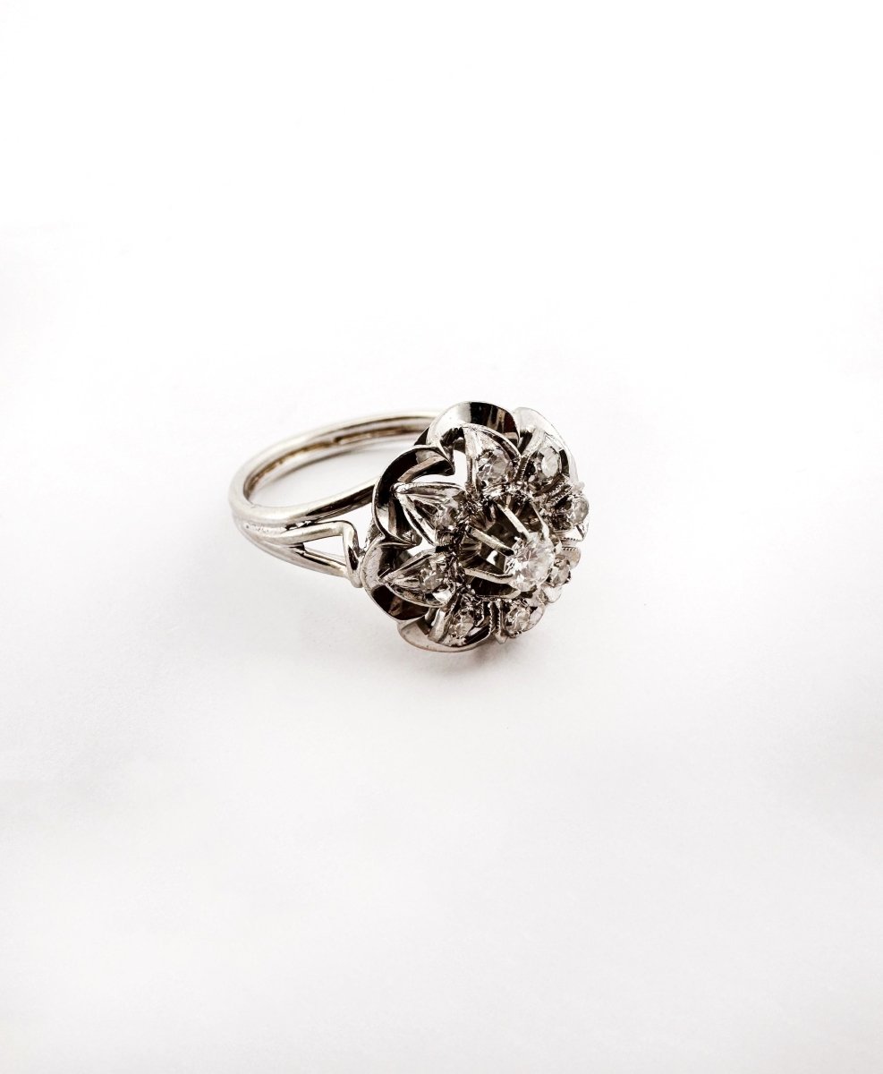 Bague Marguerite diamants en or blanc - Castafiore