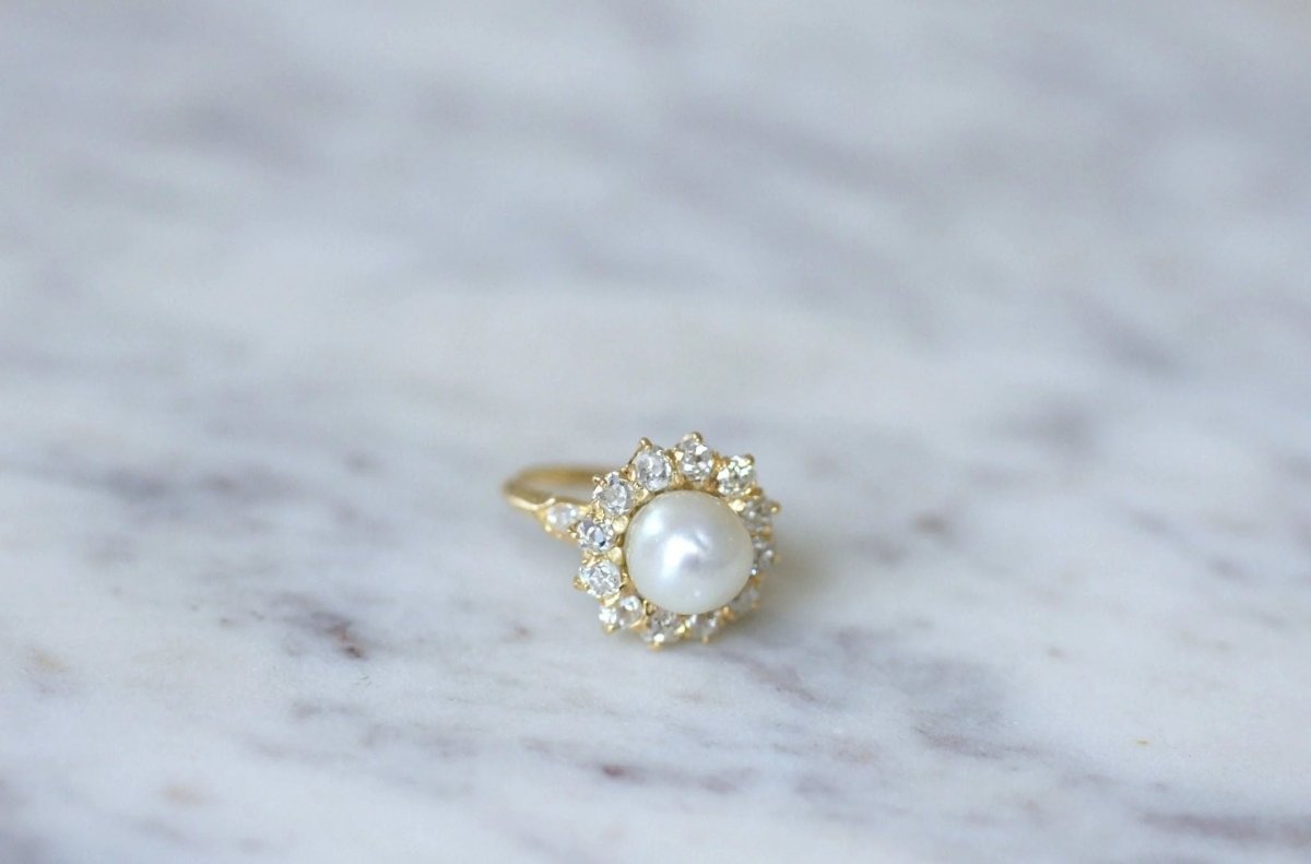 Bague marguerite diamants et perle fine - Castafiore
