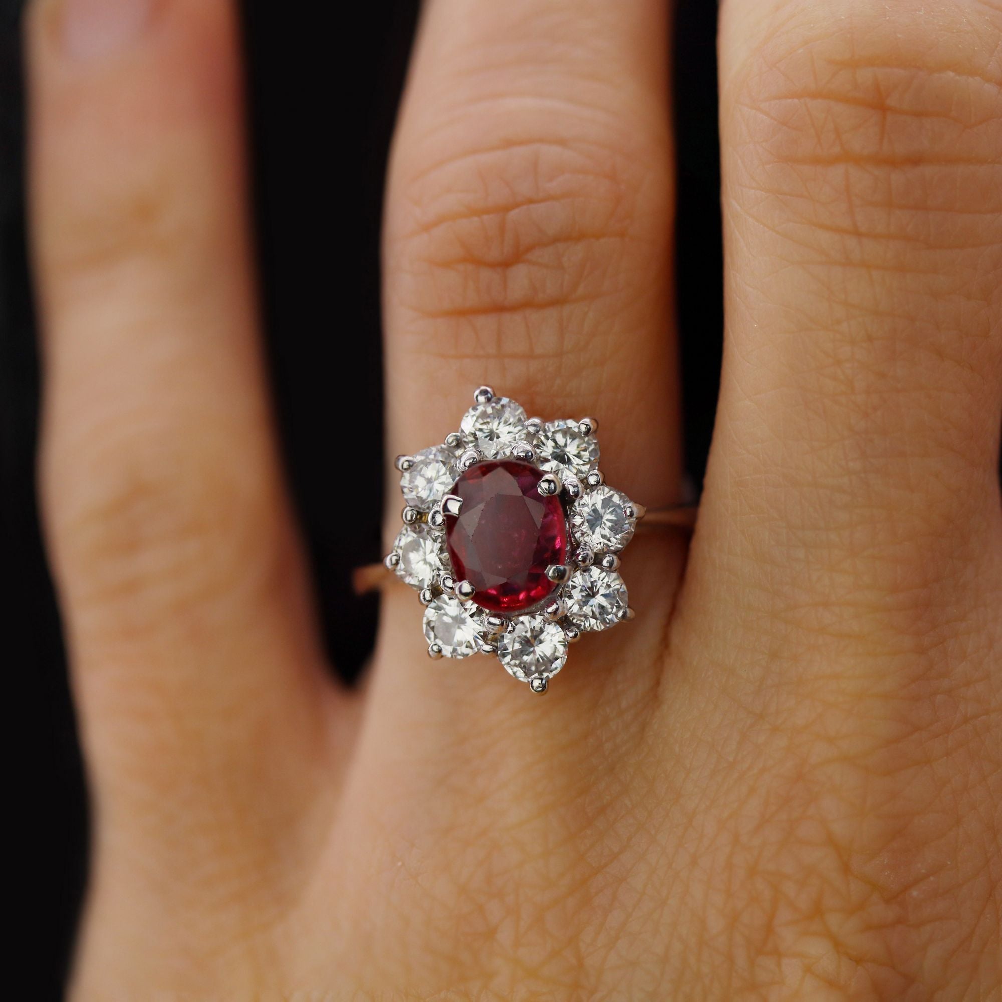 Bague marguerite diamants rubis or blanc