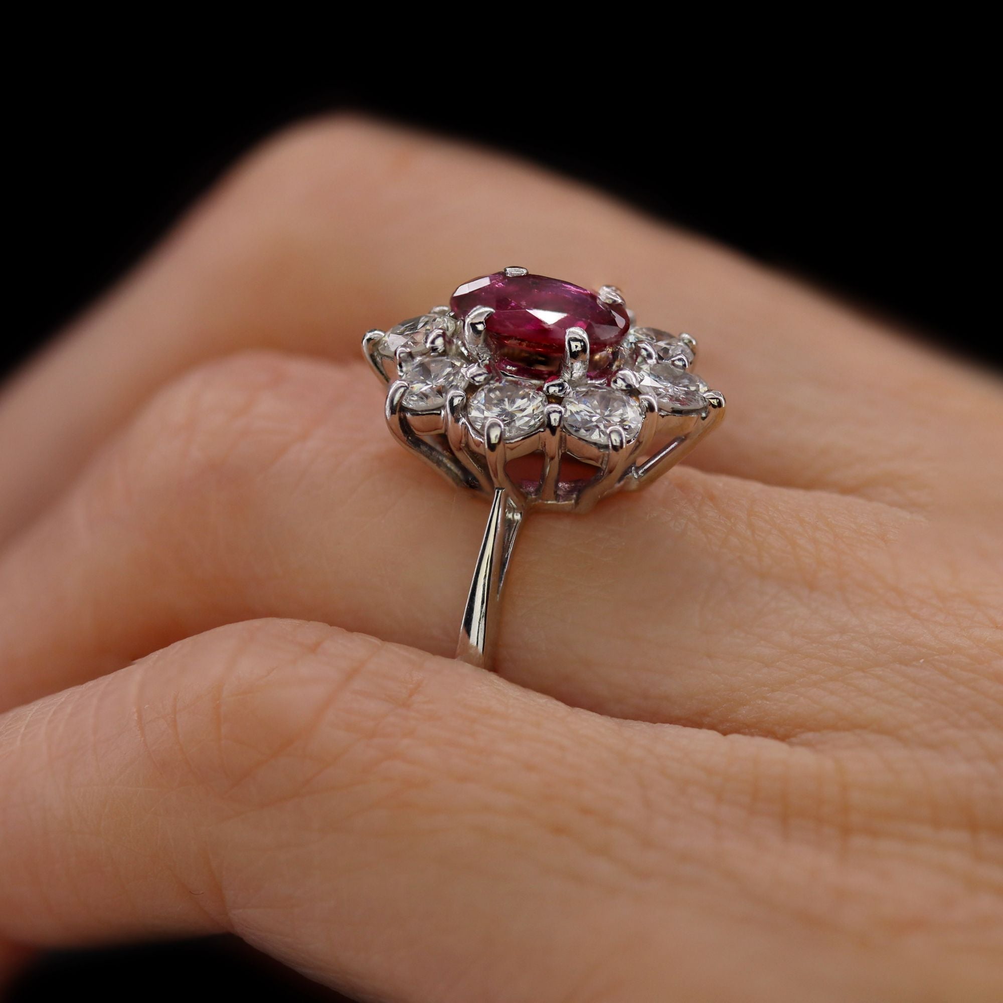 Bague marguerite diamants rubis or blanc