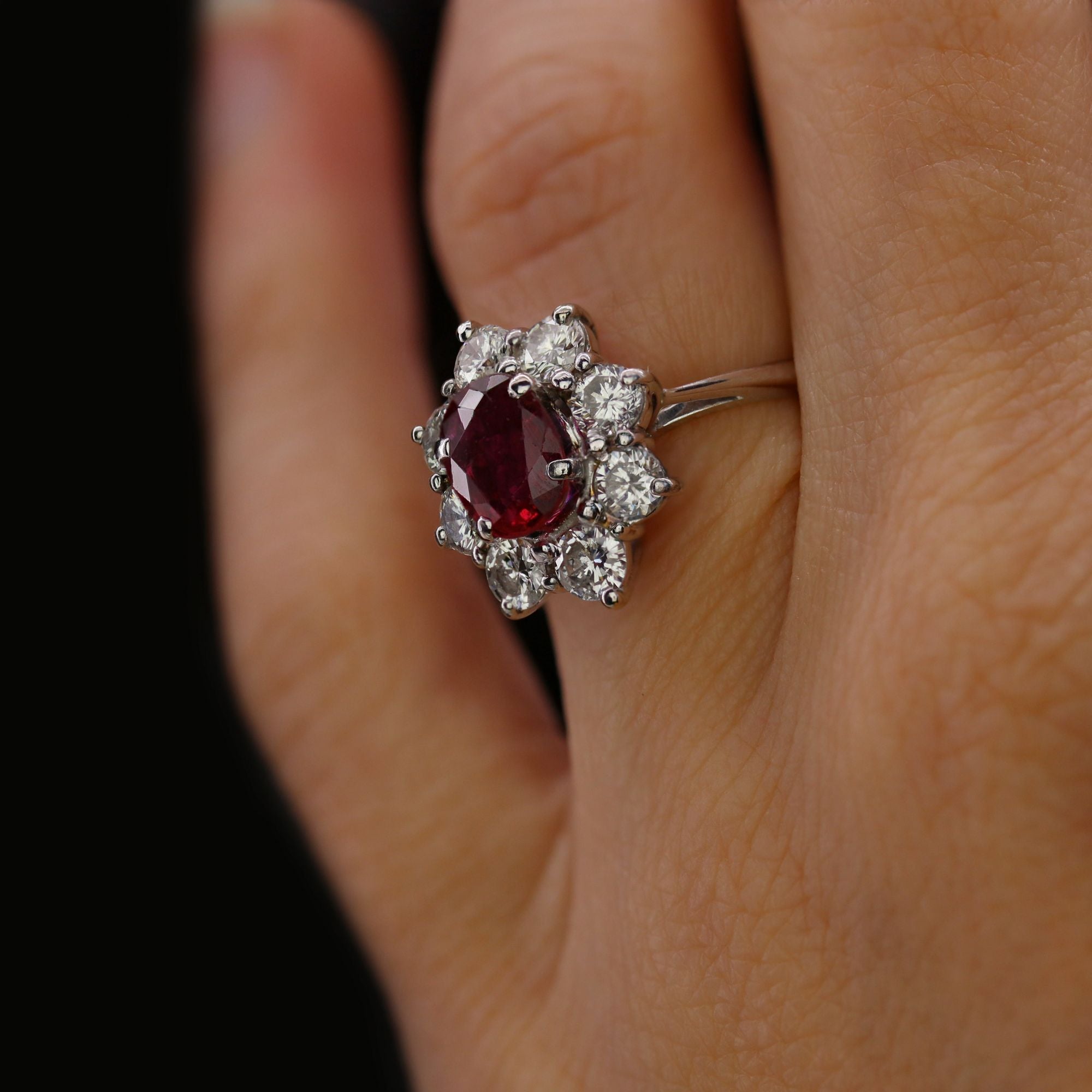 Bague marguerite diamants rubis or blanc