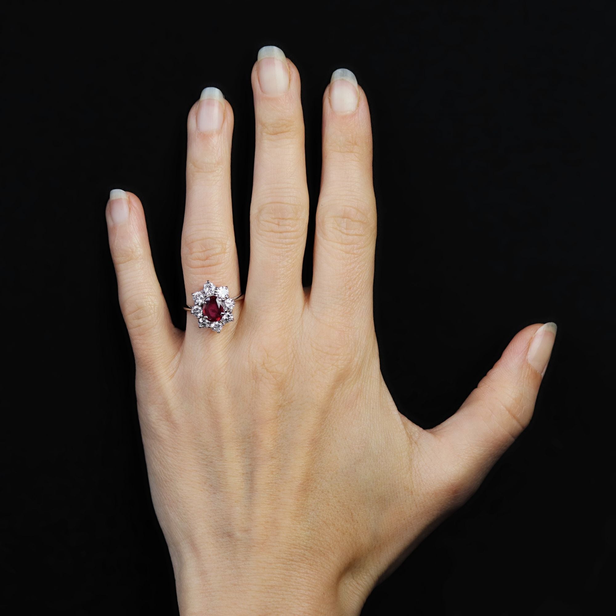 Bague marguerite diamants rubis or blanc