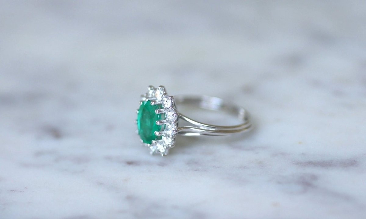 Bague marguerite émeraude & diamants - Castafiore