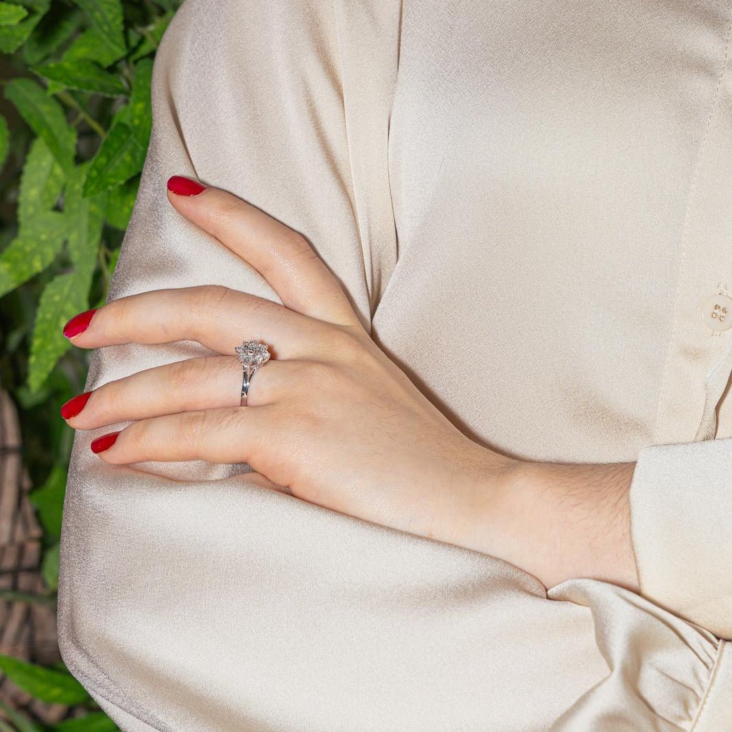 Bague Marguerite en or blanc et diamant - Castafiore