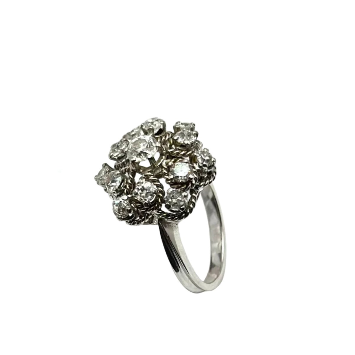 Bague Marguerite en or blanc et diamants - Castafiore