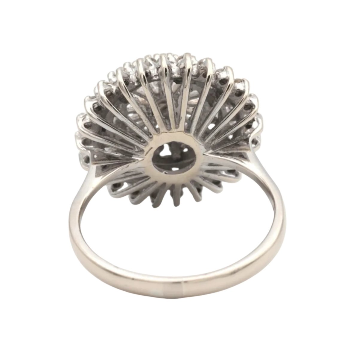Bague Marguerite en or blanc et diamants - Castafiore