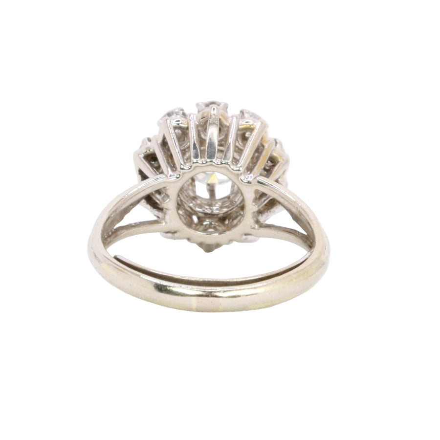Bague Marguerite en or blanc et diamants