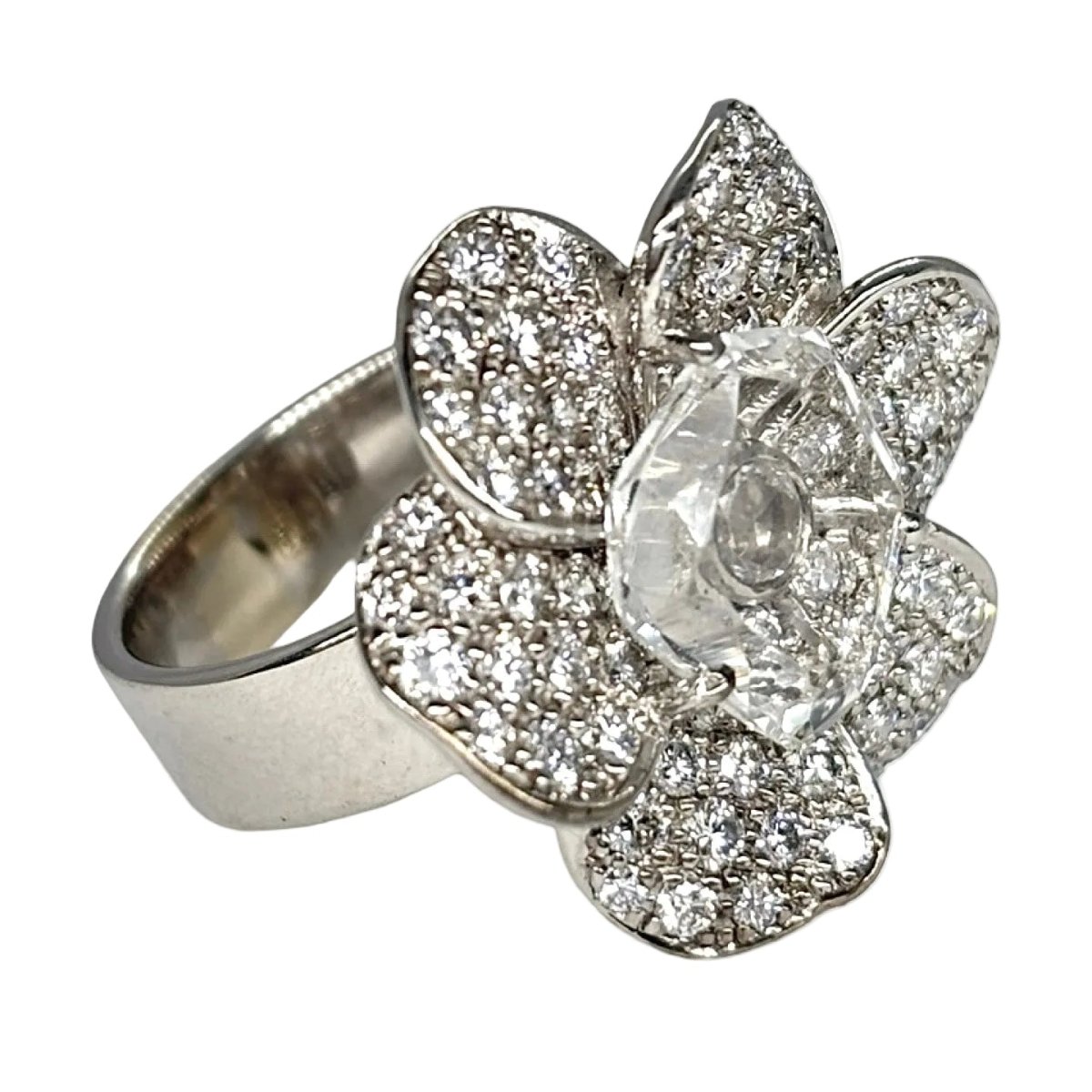 Bague Marguerite en or blanc et diamants - Castafiore