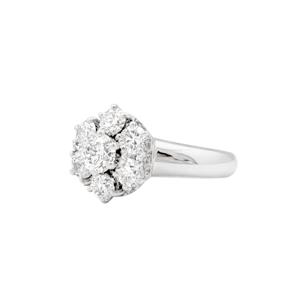 Ring "Flower", white gold and diamonds.