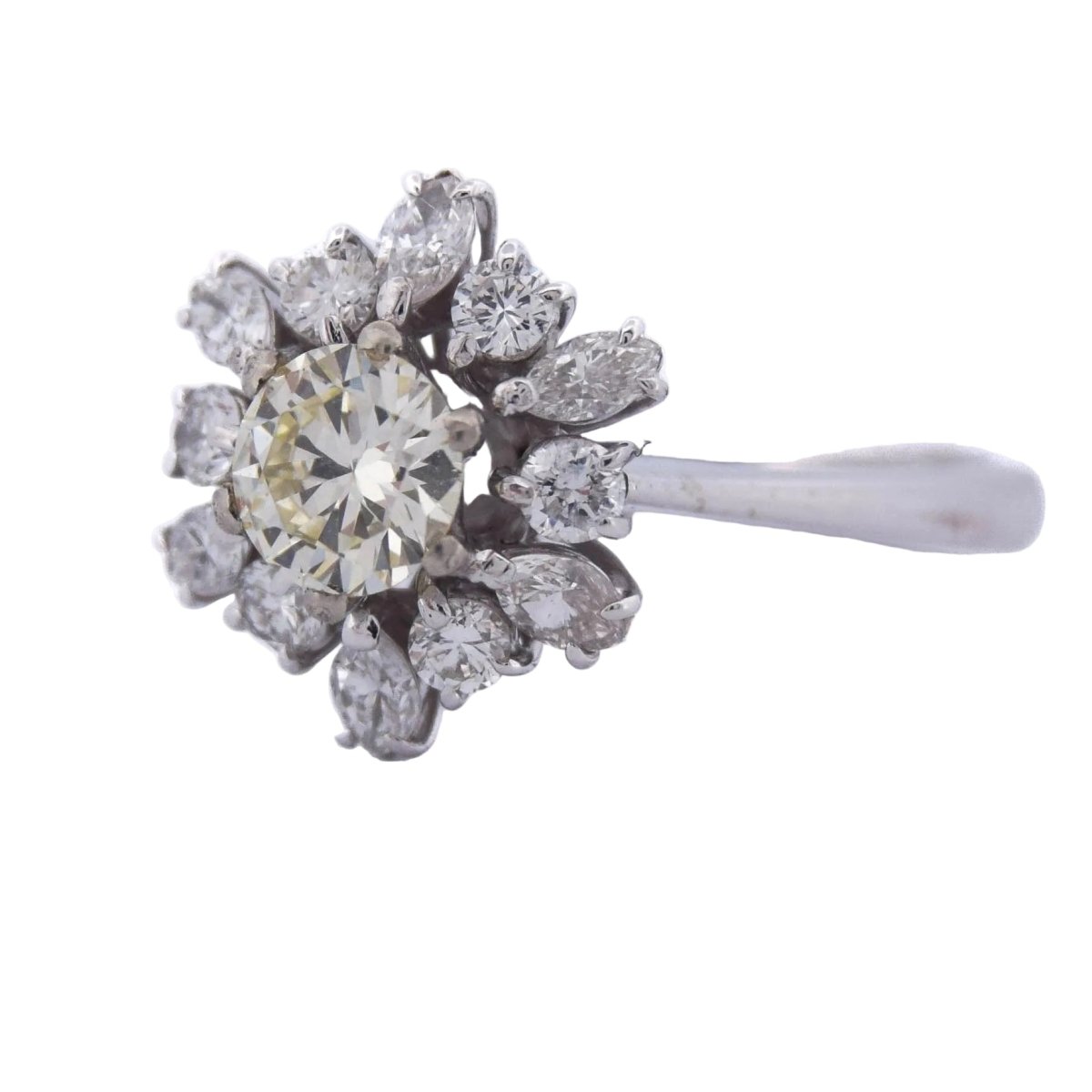 Bague Marguerite en or blanc et diamants - Castafiore