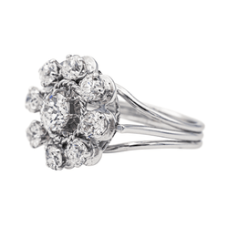 Bague Marguerite en or blanc et diamants - Castafiore