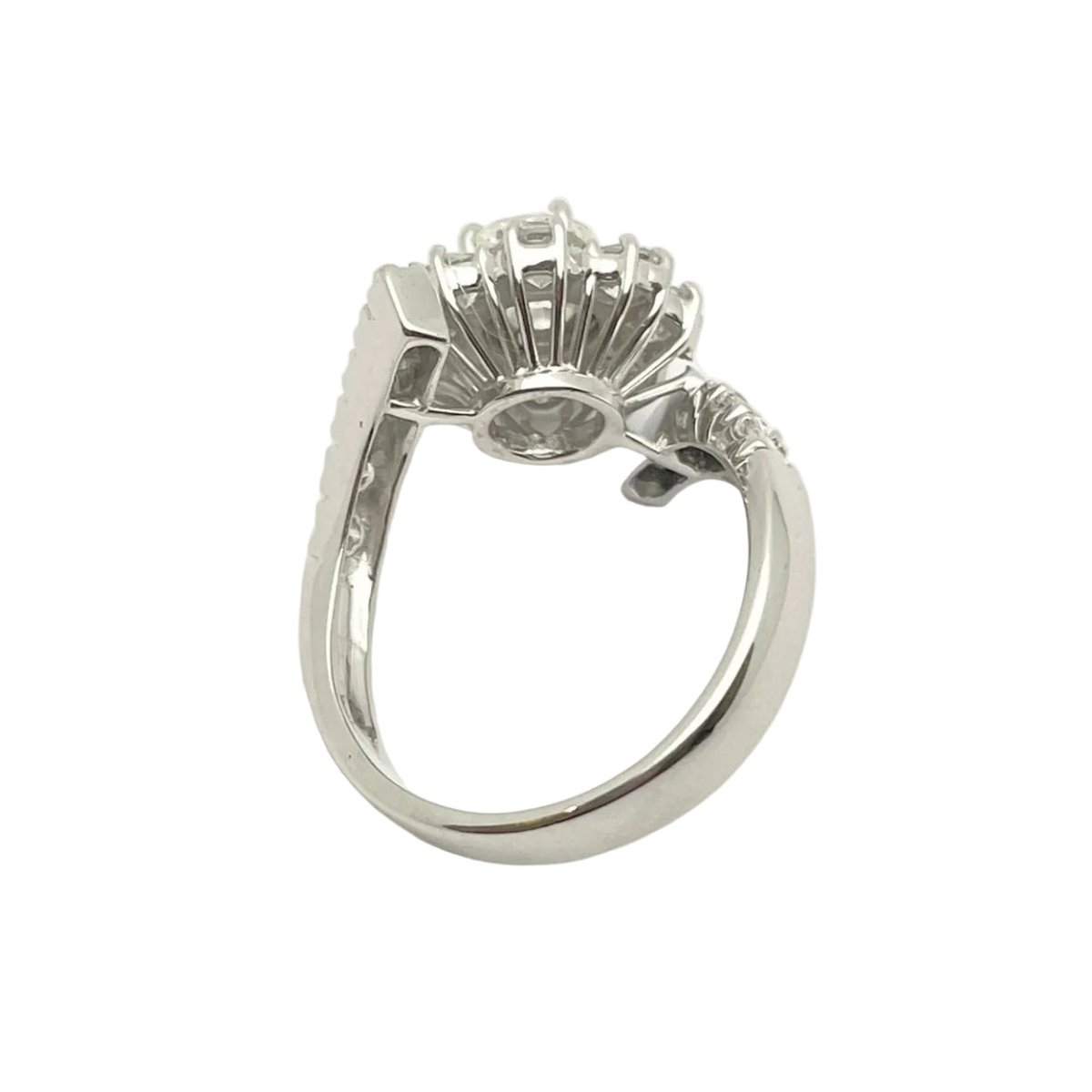 Bague Marguerite en or blanc et diamants - Castafiore