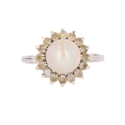 Bague marguerite en or blanc et perle saphirs blancs - Castafiore