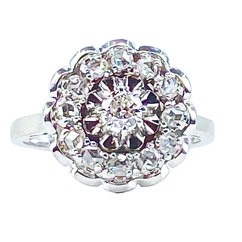 Bague marguerite en or blanc et platine diamants - Castafiore