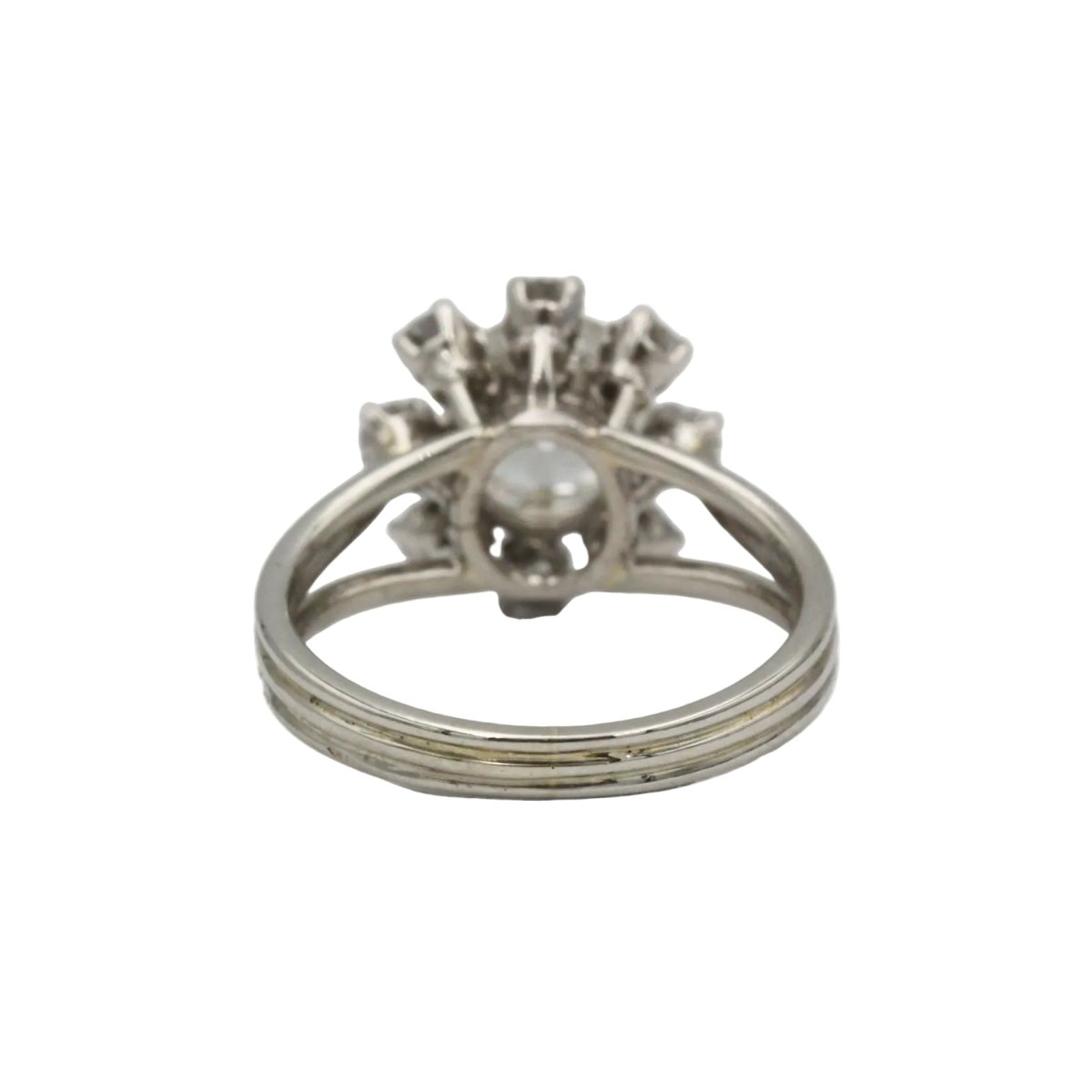 Bague Marguerite en or blanc, platine et diamant - Castafiore