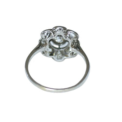 Bague Marguerite en or blanc, platine et diamants - Castafiore