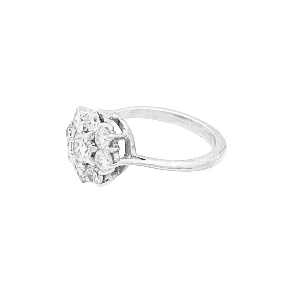 Bague Marguerite en or blanc, platine et diamants - Castafiore